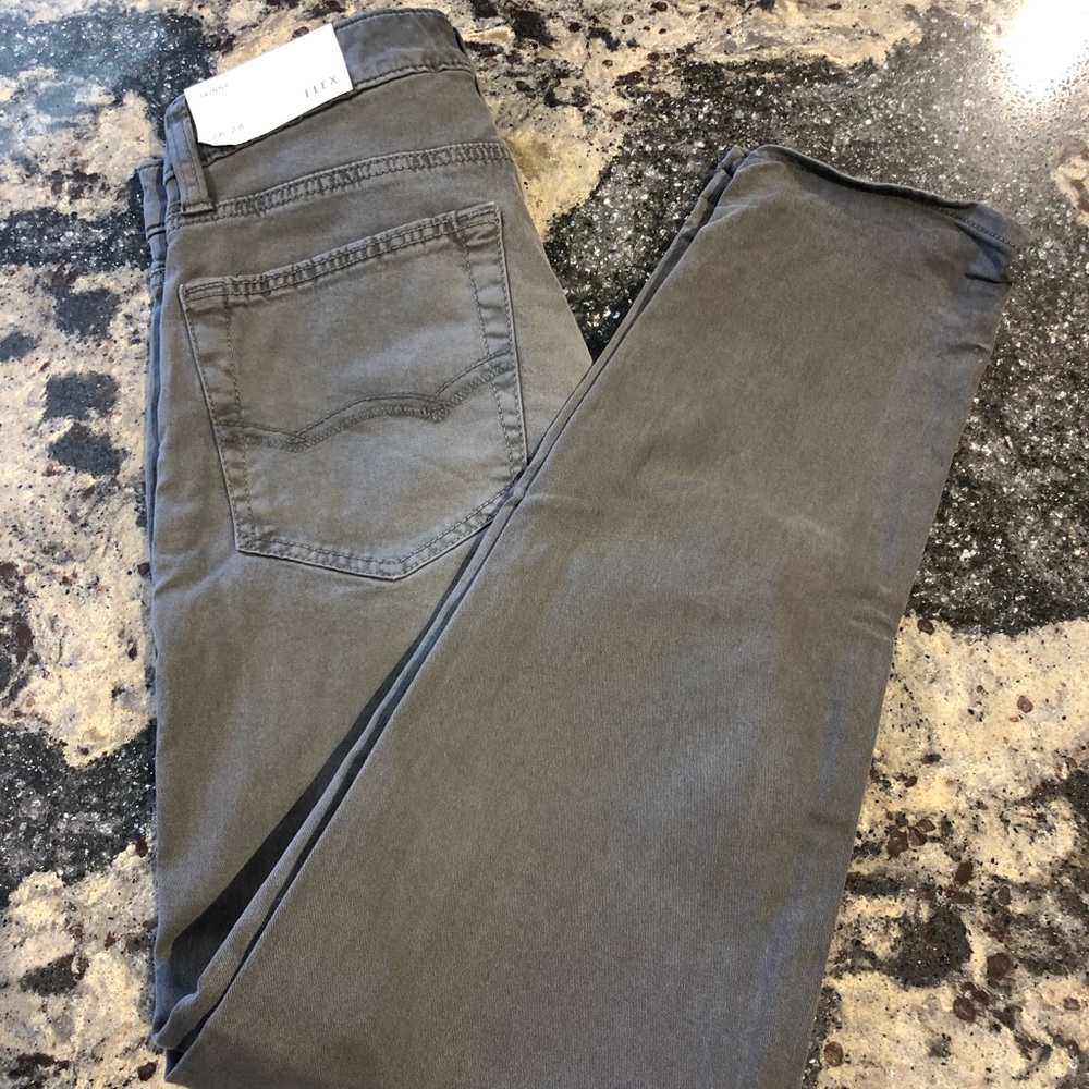 American Eagle men’s/boys gray jeans